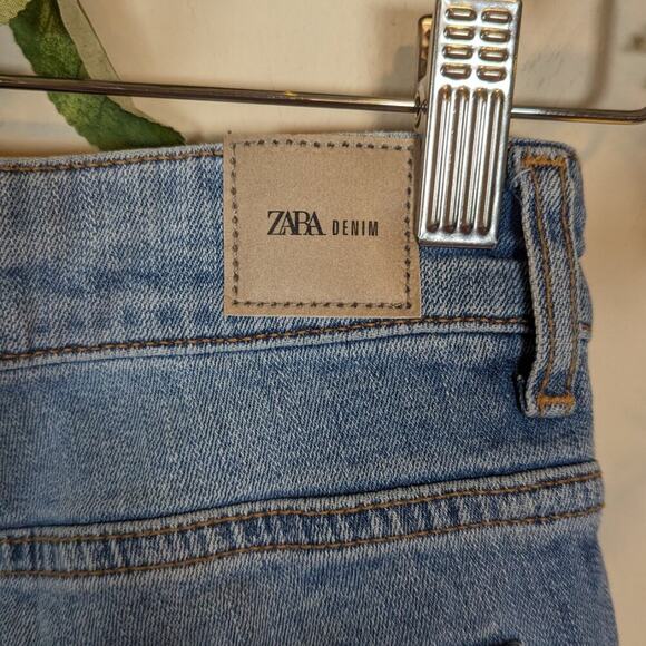Zara Denim Embroidered Crystal Jeans Size 26 - Picture 7 of 10